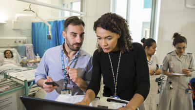 Doctors in discussion