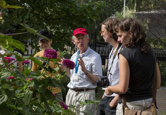 RCP Garden Guide chats to visitors